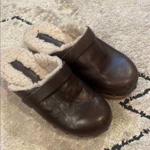 Women’s Brown Faux-Shearling Lined Clog Mules